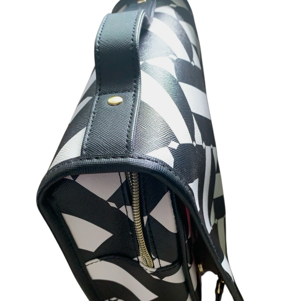 Trina Turk Black White Hot Pink Toiletries Bags with Geometric Design - Picture 4 of 6